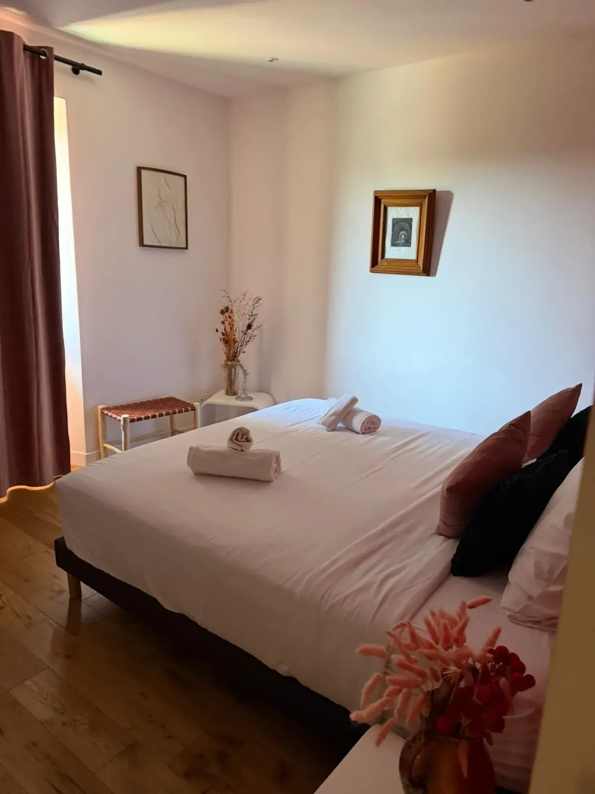Chambre courte durée préparée par ST Nettoyage à Lyon